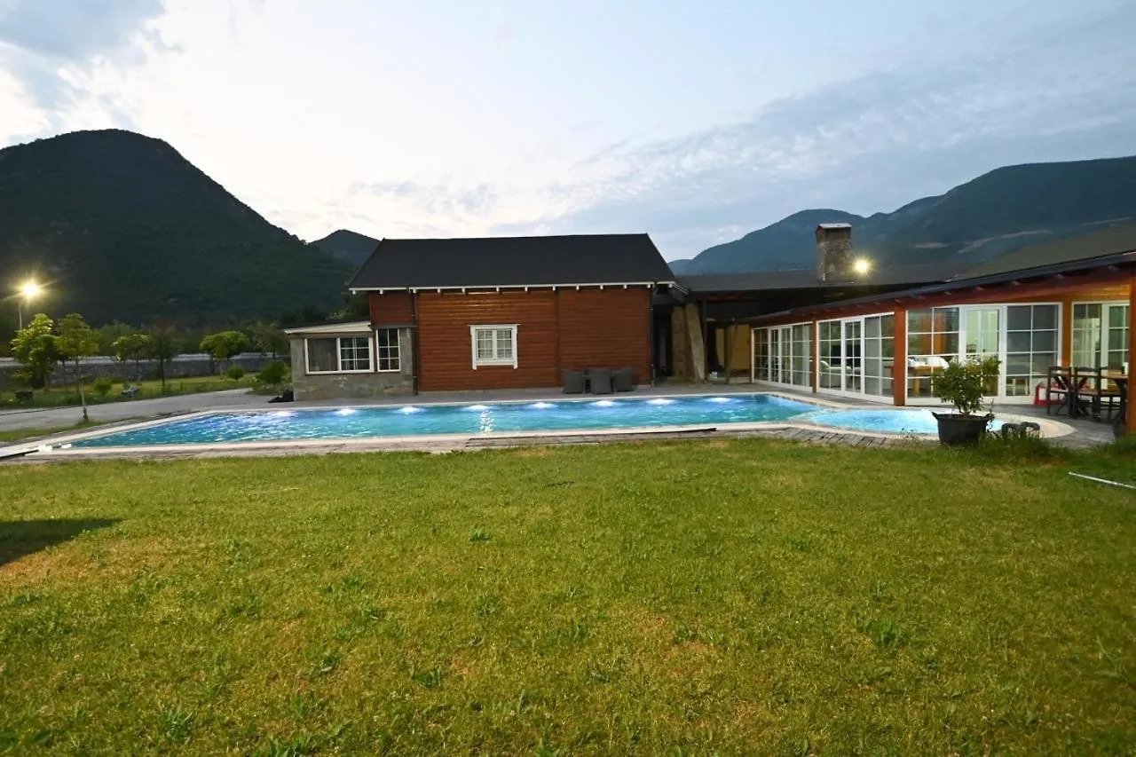 Villa The Emerald Courtyard Elbasan